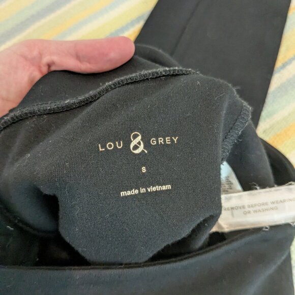 ⭐ Lou & Grey Black High-rise Leggings (With Pockets!) Size Small - Picture 13 of 16